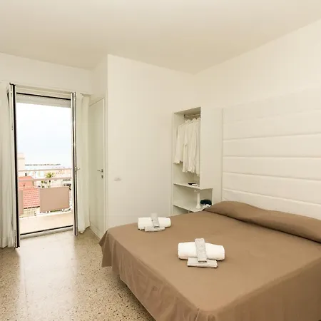 Hotel Ninfea 3*